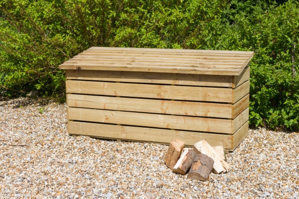 NEW LOG CHEST WOODEN PRESSURE TREATED (1.8 x 0.72 x 0.84/0.76m)